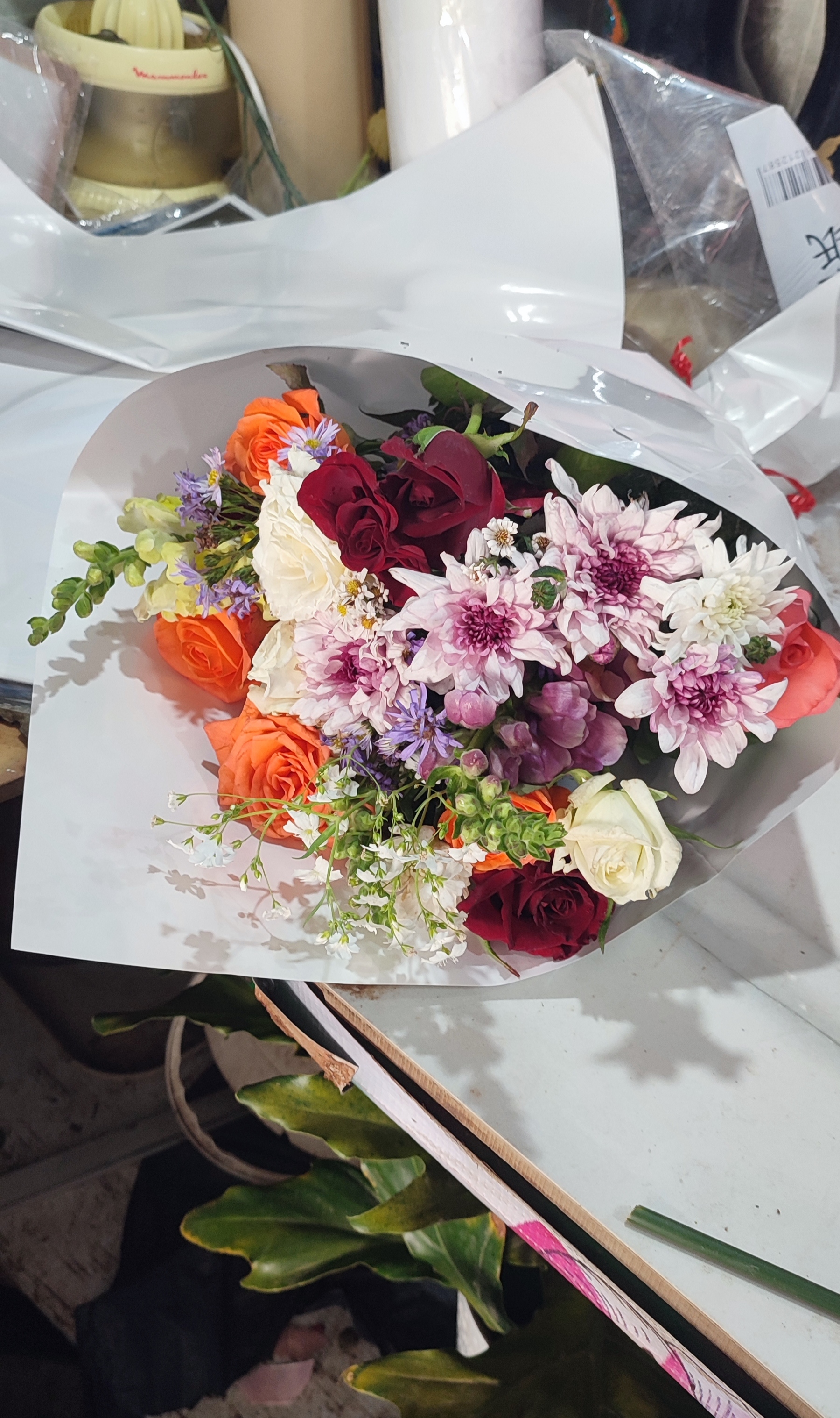 bouquet de roses colorées